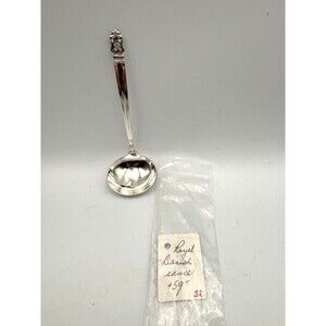 INTERNATIONAL ROYAL DANISH STERLING SILVER 5-1/2'' SOLID PIECE CREAM LADLE .925